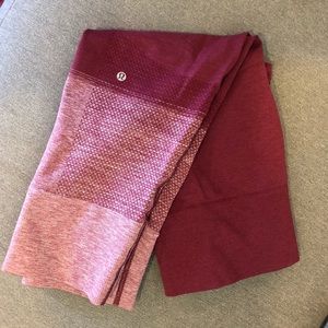 Lulu lemon high waisted Capri in maroon. Worn once